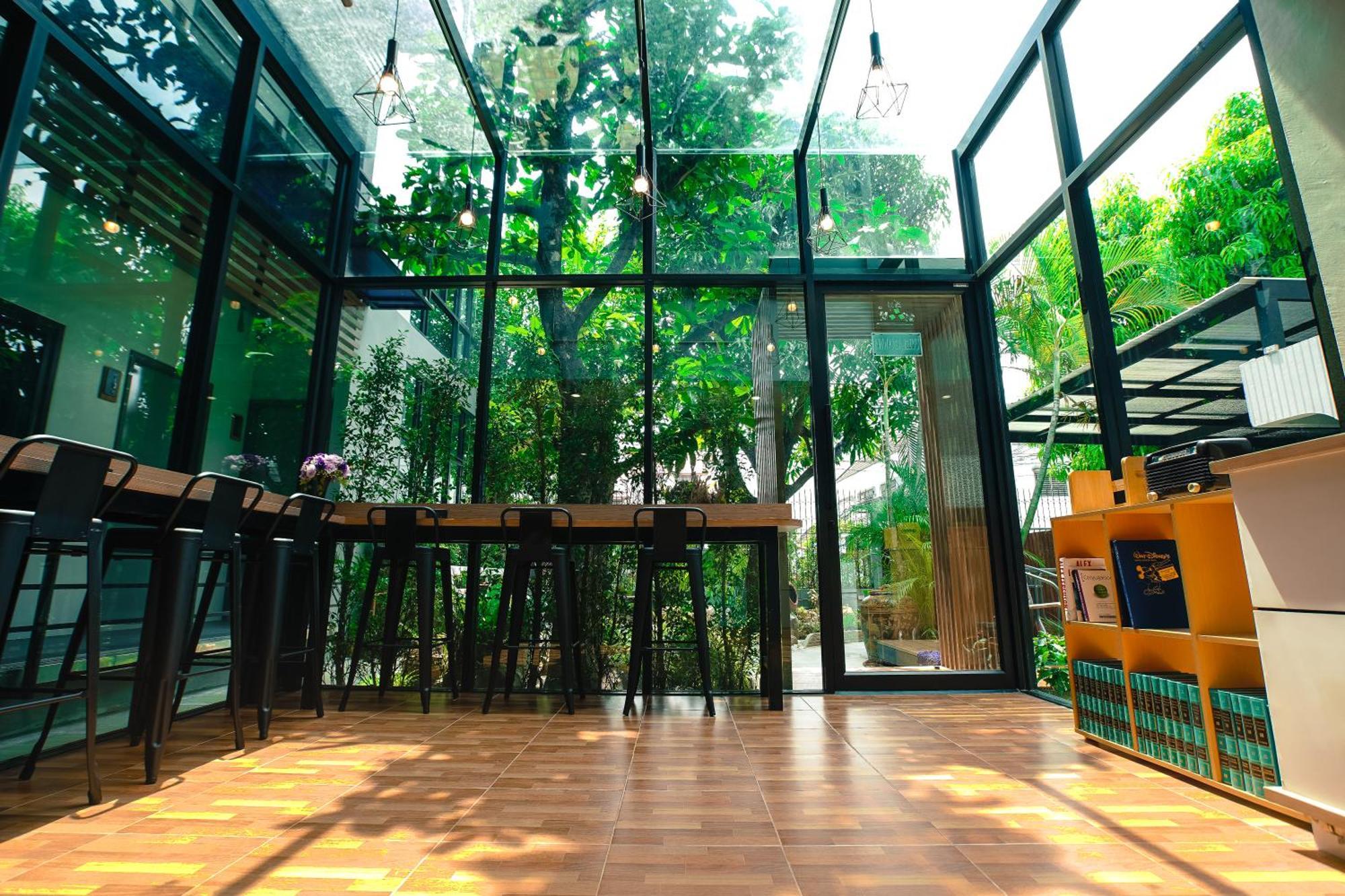 Bed Garden 26 Hostel Bangkok Ngoại thất bức ảnh
